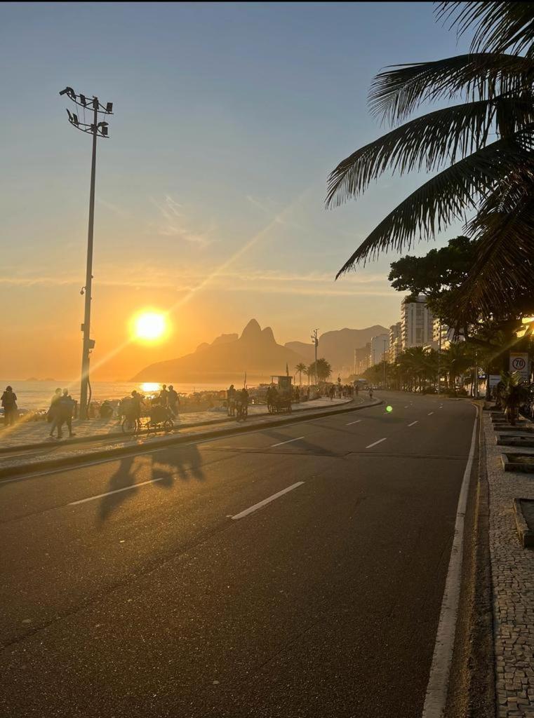 Alugo Quarto Espacoso Com Banheiro Privado Em Apartamento Em Copanema Rio de Janeiro Exterior photo